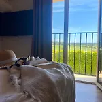 Chateau Le Bouis 4* גרואיסאן