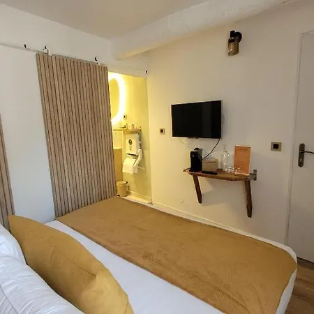 Chateau Le Bouis & Wine 4*