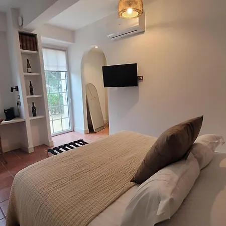 Chateau Le Bouis 4*