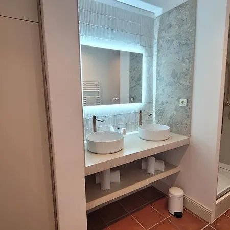 Chateau Le Bouis & Wine 4* Gruissan