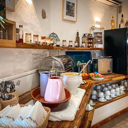 Bed & Breakfast Chateau Le Bouis 4*