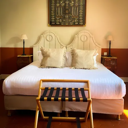 Bed & Breakfast Chateau Le Bouis Gruissan