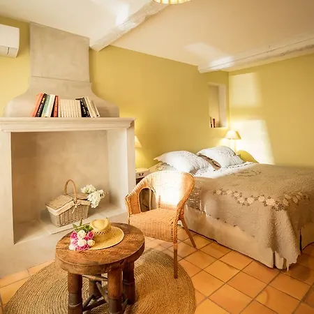 Chateau Le Bouis & Wine 4*