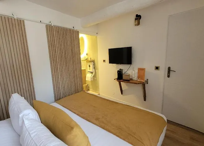Chateau Le Bouis 4*